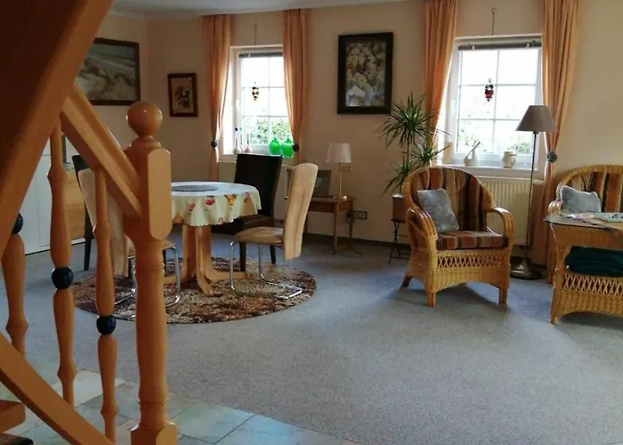 Haus-schiffer-ferienwohnung-lilli 아파트 *